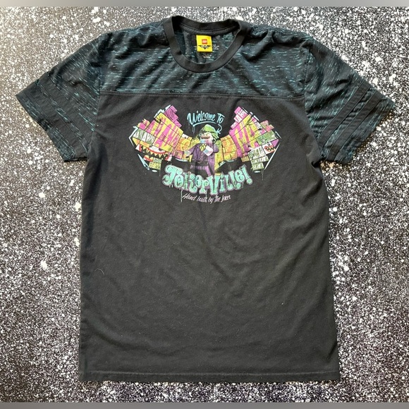 LEGO x Batman Movie ‘Welcome To Jokerville’ T-Shirt Size Medium - Picture 1 of 4